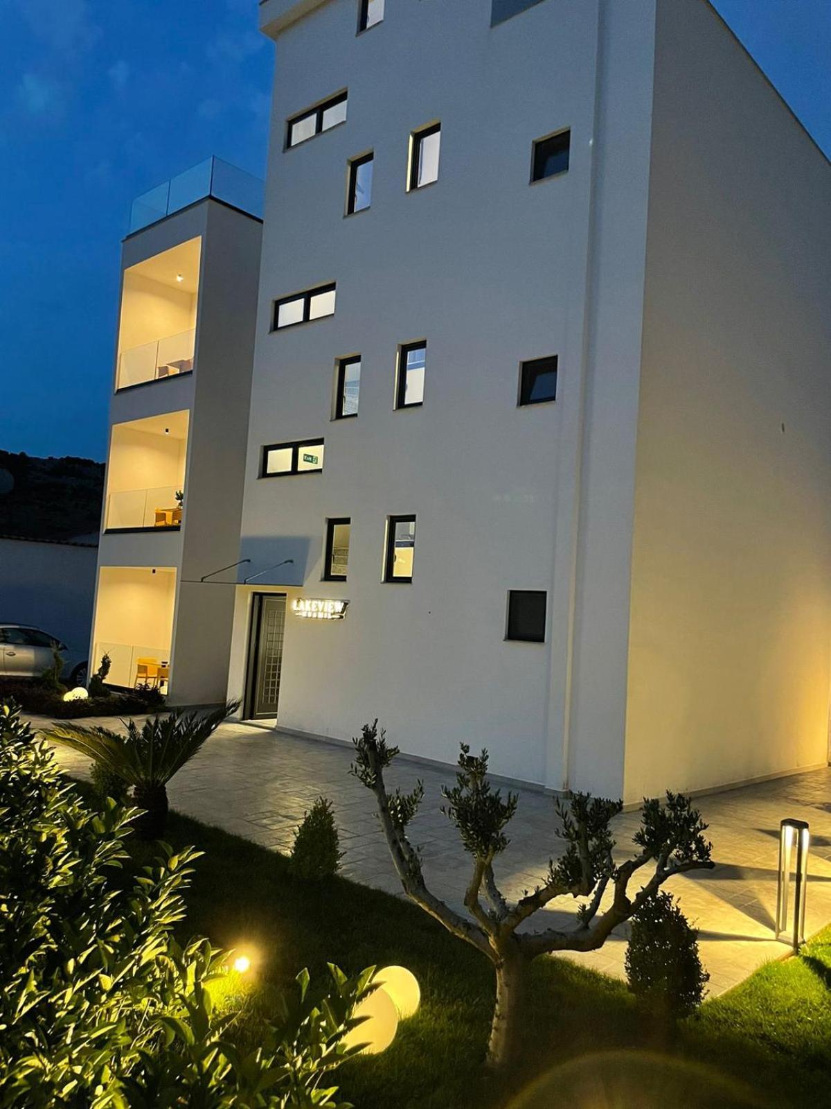 Lake View Rooms Ksamil Buitenkant foto