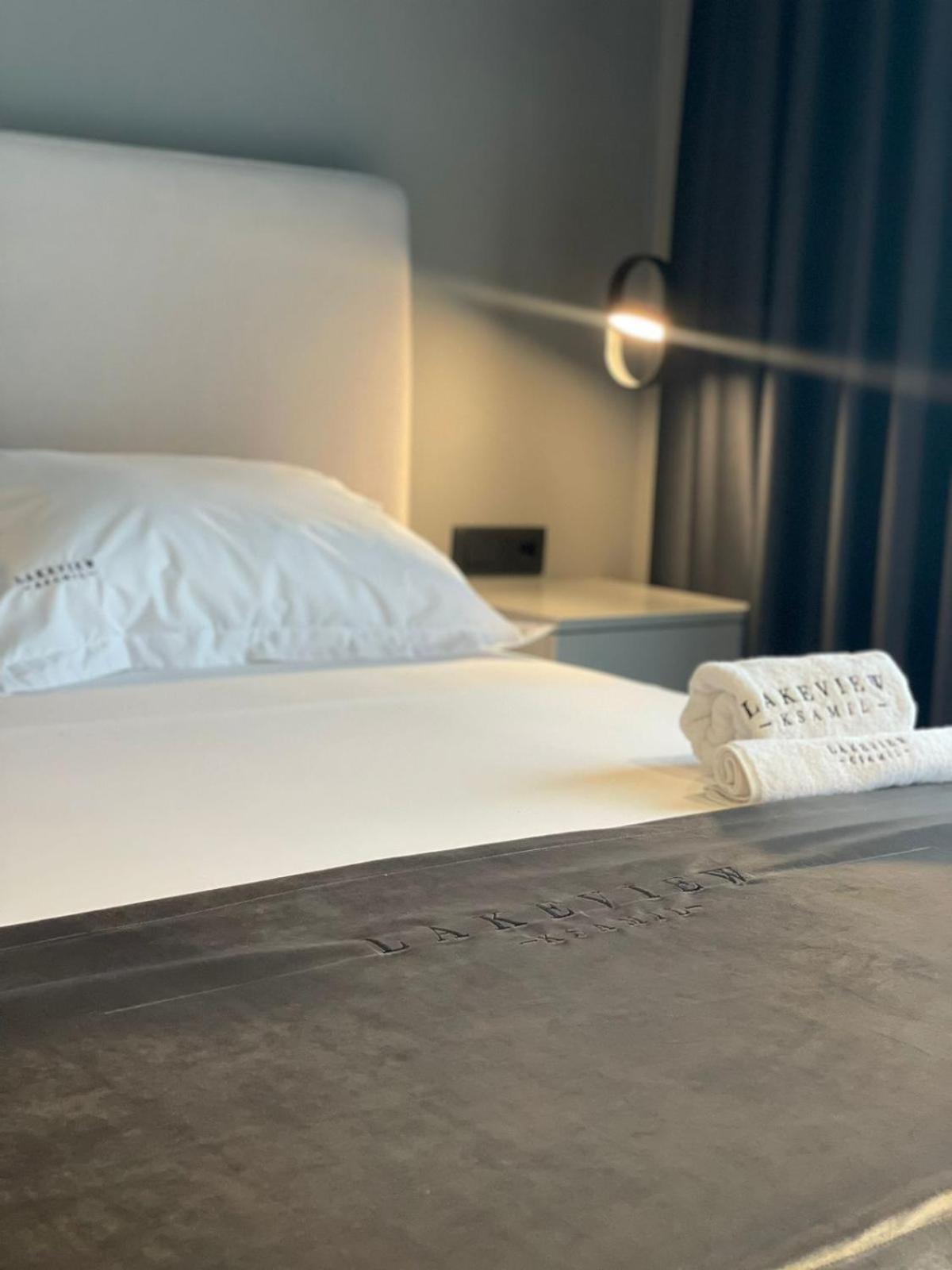 Lake View Rooms Ksamil Buitenkant foto
